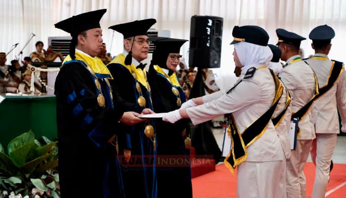 Gambar untuk Menteri ATR/Kepala BPN Wisuda 568 Taruna/i Politeknik Agraria STPN